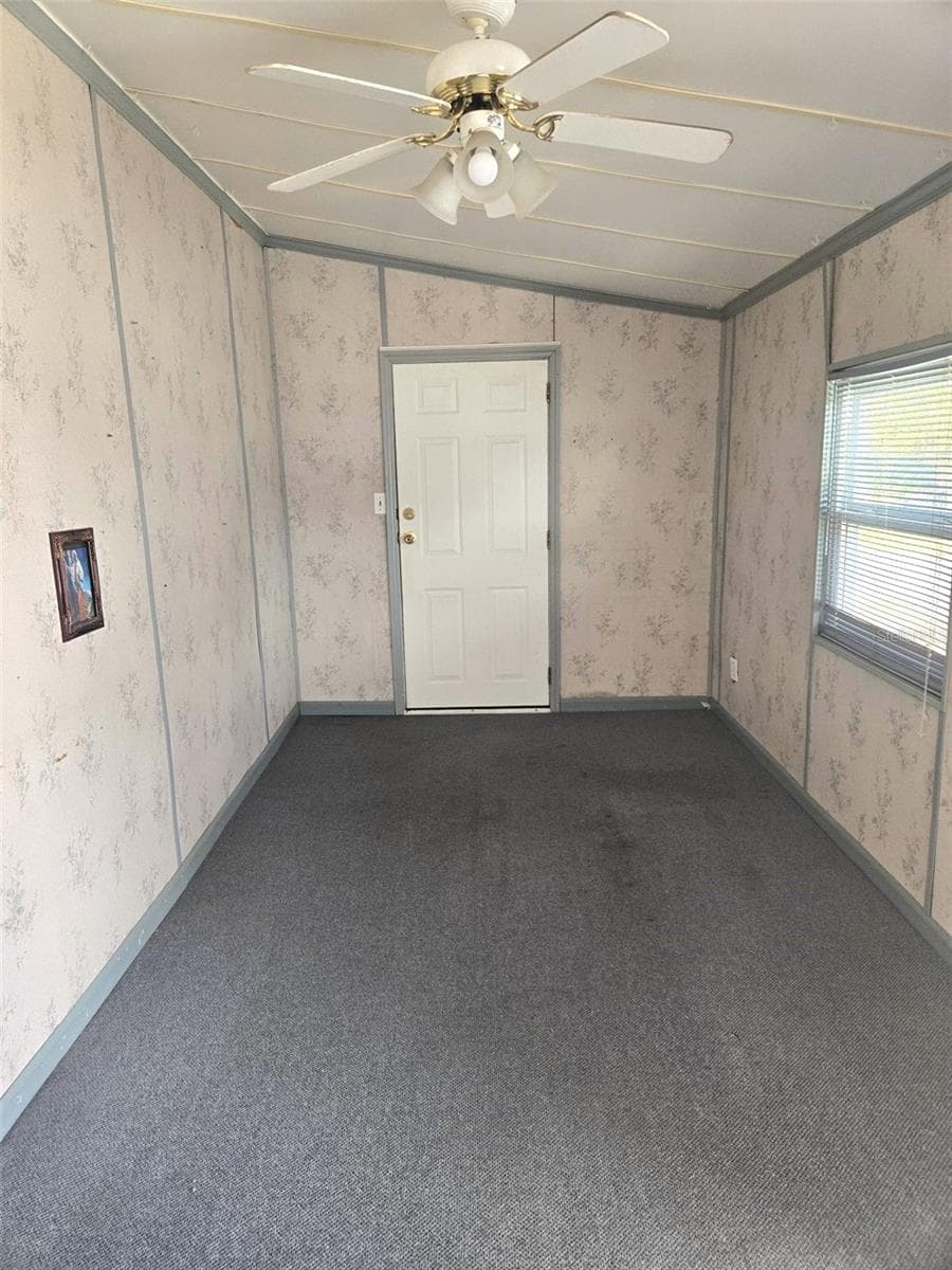 3101 MEDULLA ROAD — photo 31 of 85