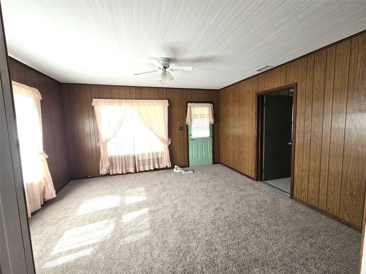 3101 MEDULLA ROAD — photo 25 of 85