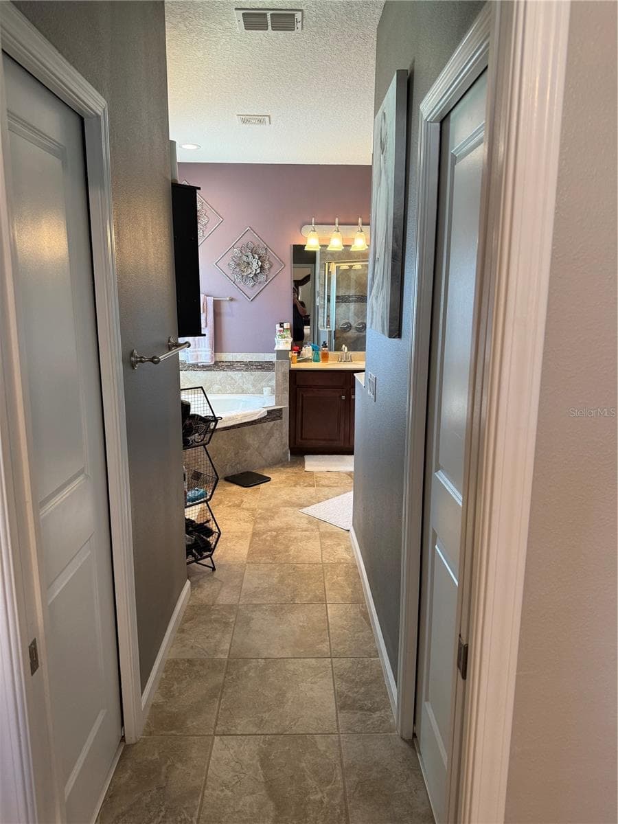 2504 CAVENDER CREEK ROAD — photo 23 of 42