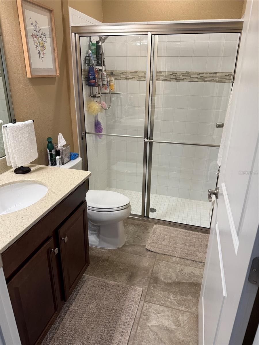 2504 CAVENDER CREEK ROAD — photo 33 of 42