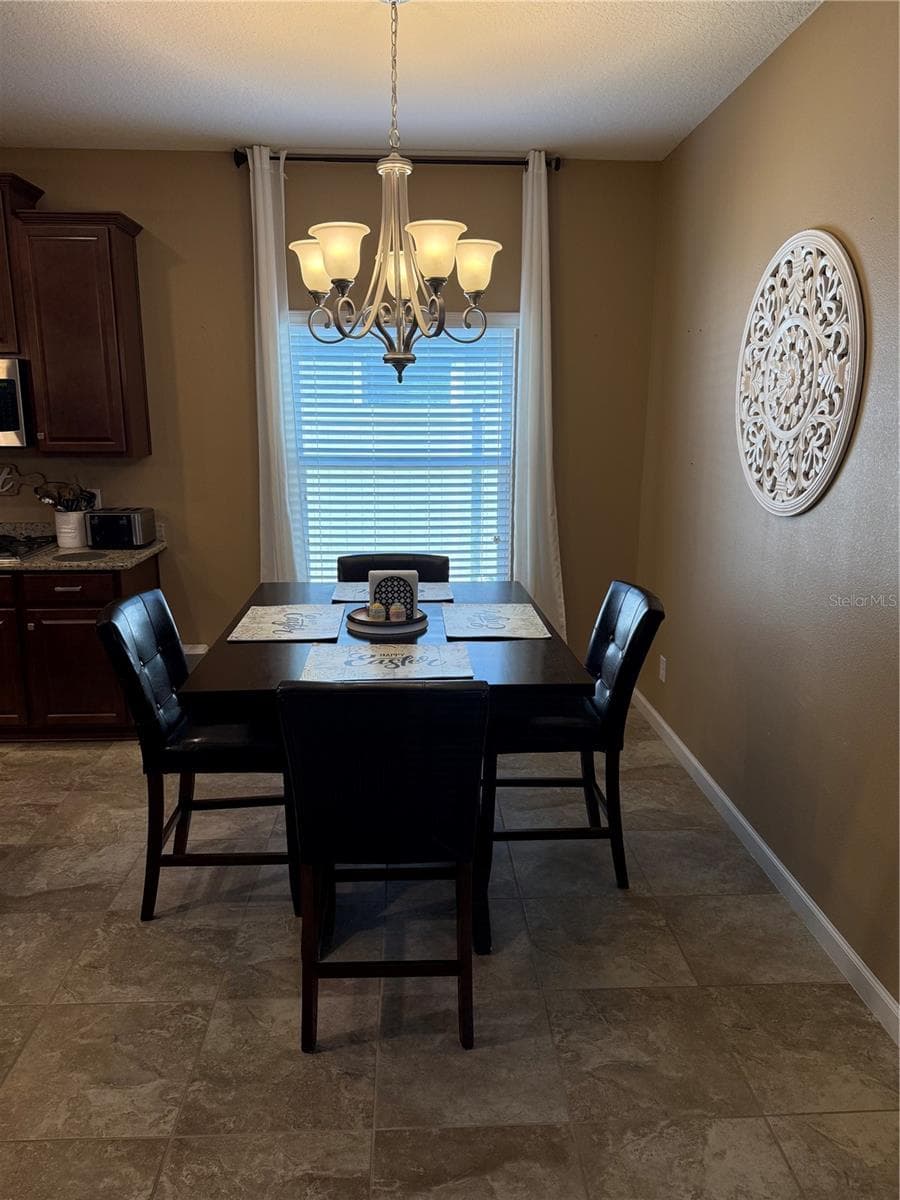 2504 CAVENDER CREEK ROAD — photo 14 of 42