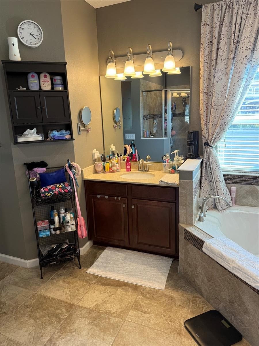 2504 CAVENDER CREEK ROAD — photo 25 of 42
