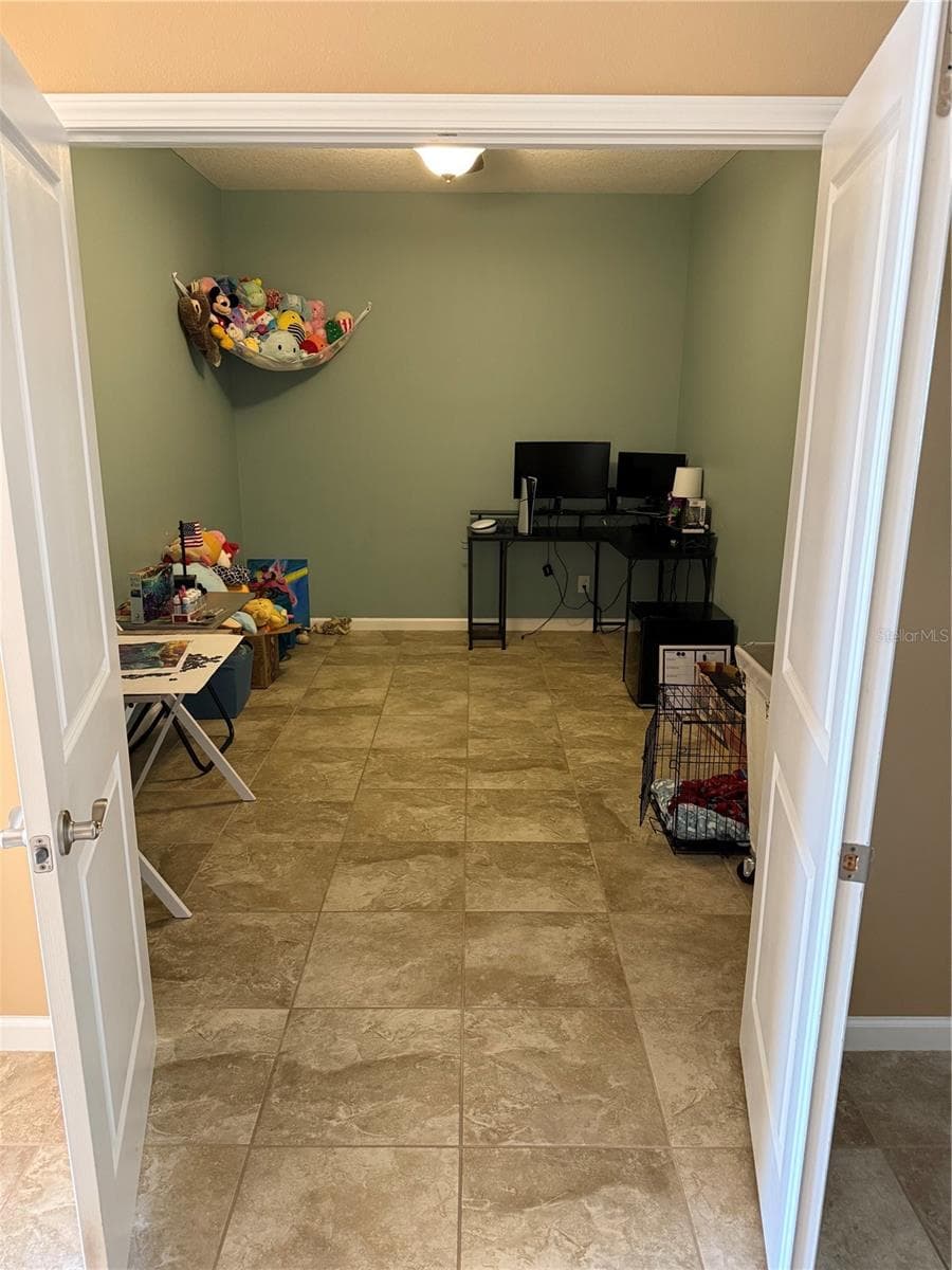 2504 CAVENDER CREEK ROAD — photo 34 of 42