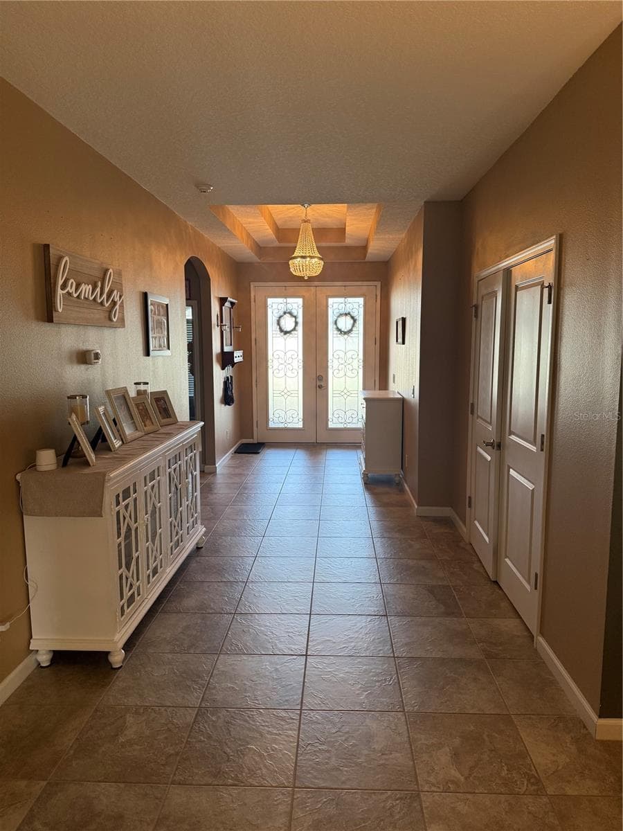 2504 CAVENDER CREEK ROAD — photo 8 of 42