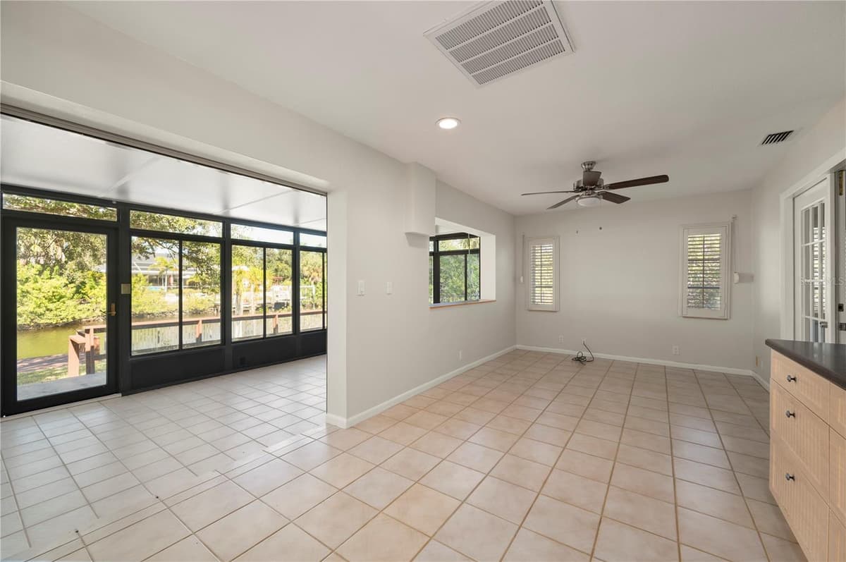 17356 GULFSPRAY CIRCLE — photo 13 of 41