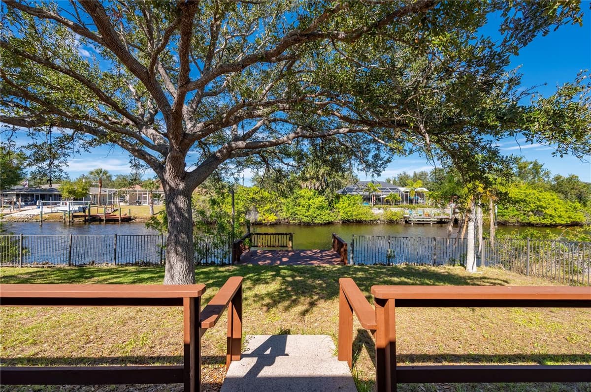 17356 GULFSPRAY CIRCLE — photo 3 of 41