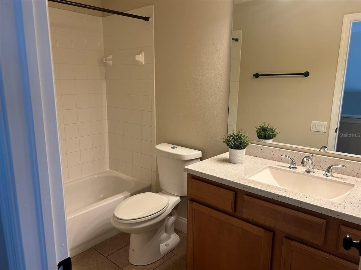 3292 COVERED BRIDGE DRIVE — photo 23 of 38
