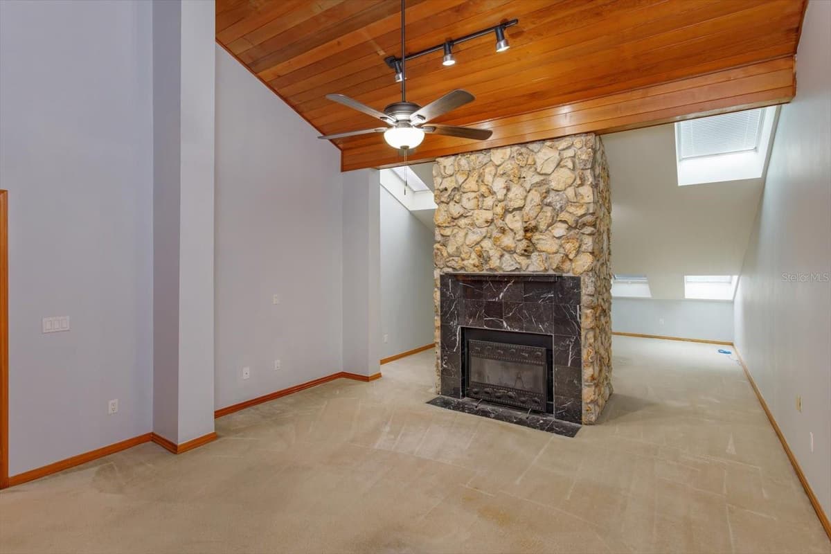 13377 LAKE BUTLER BOULEVARD — photo 20 of 28
