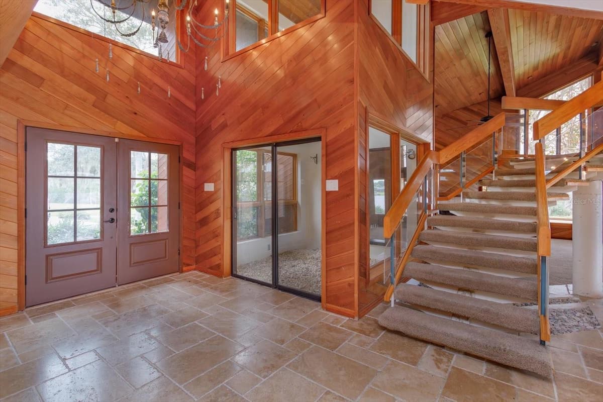 13377 LAKE BUTLER BOULEVARD — photo 3 of 28