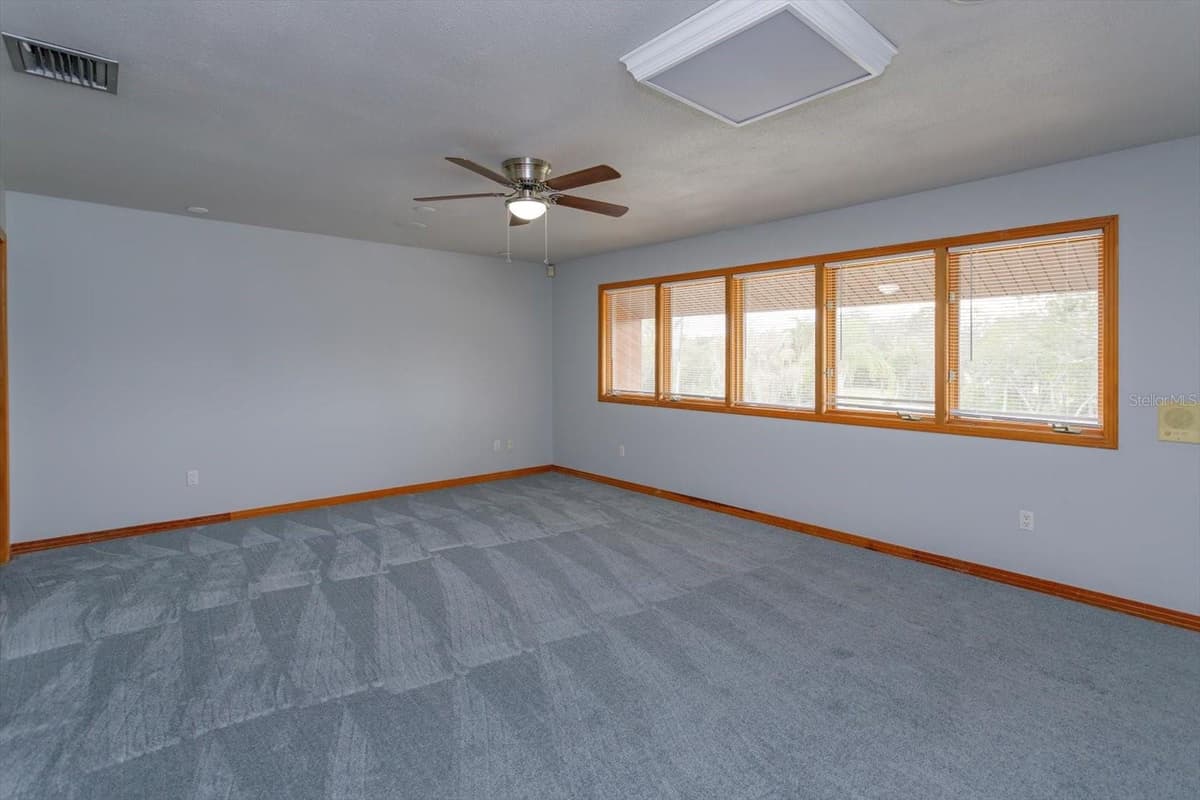 13377 LAKE BUTLER BOULEVARD — photo 22 of 28