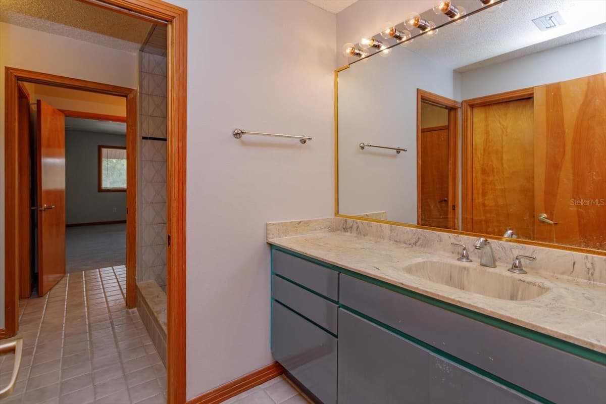 13377 LAKE BUTLER BOULEVARD — photo 21 of 28