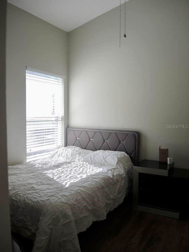 16732 GLENBROOK BOULEVARD — photo 15 of 27