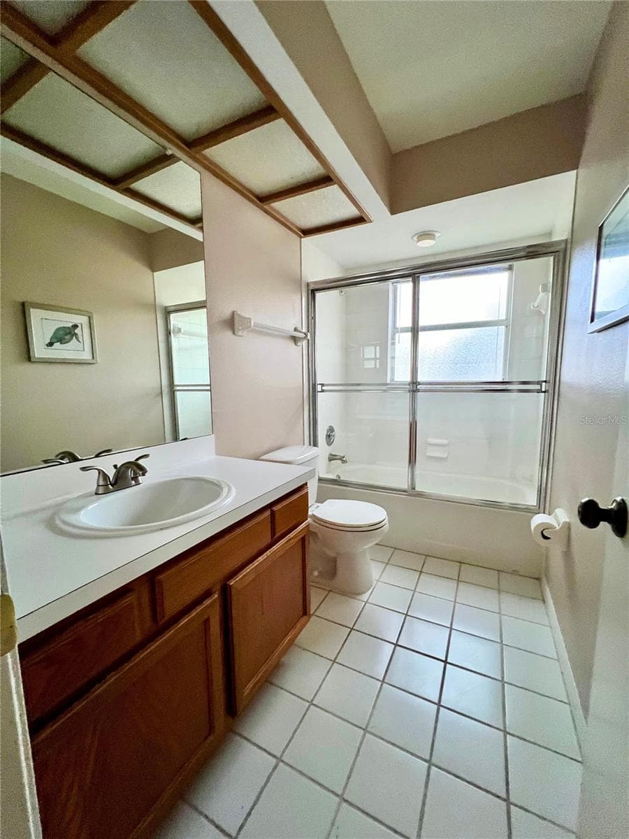 114 CLAYS TRAIL — photo 12 of 20