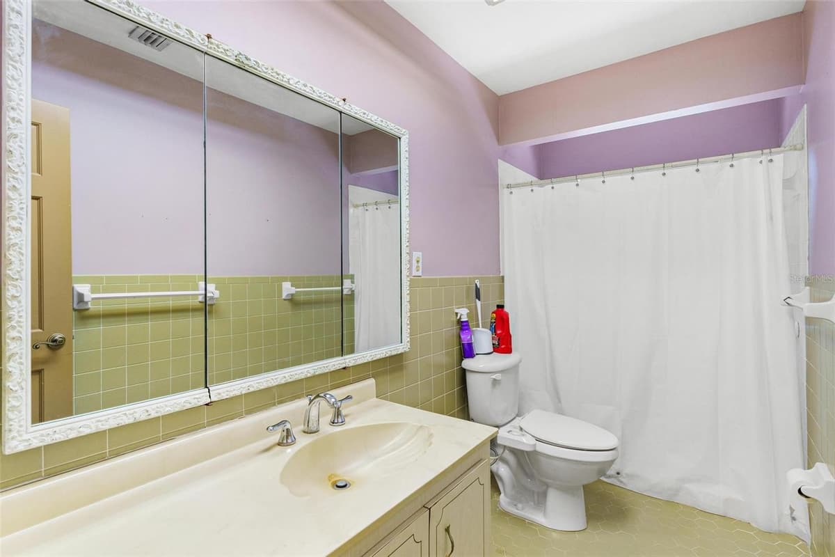 2400 GRIFFIN DRIVE — photo 50 of 78