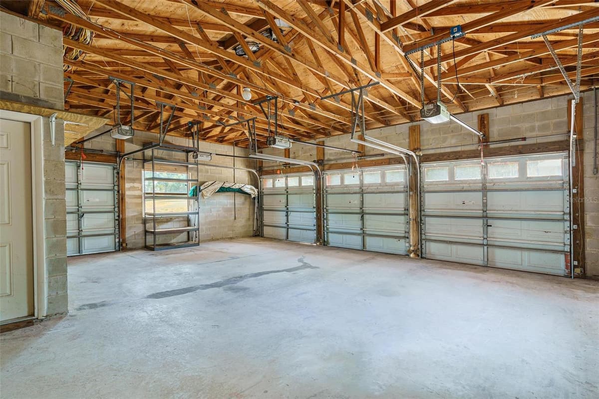 2400 GRIFFIN DRIVE — photo 58 of 78