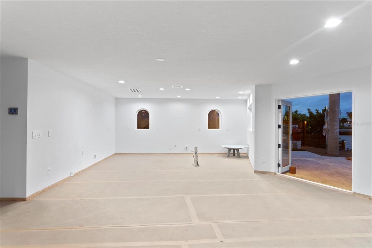 2250 DONATO DRIVE — photo 77 of 97