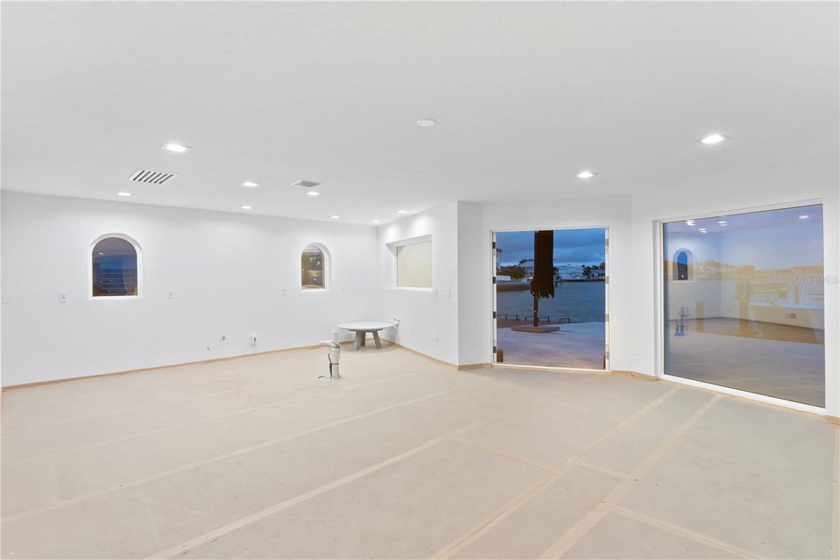 2250 DONATO DRIVE — photo 74 of 97