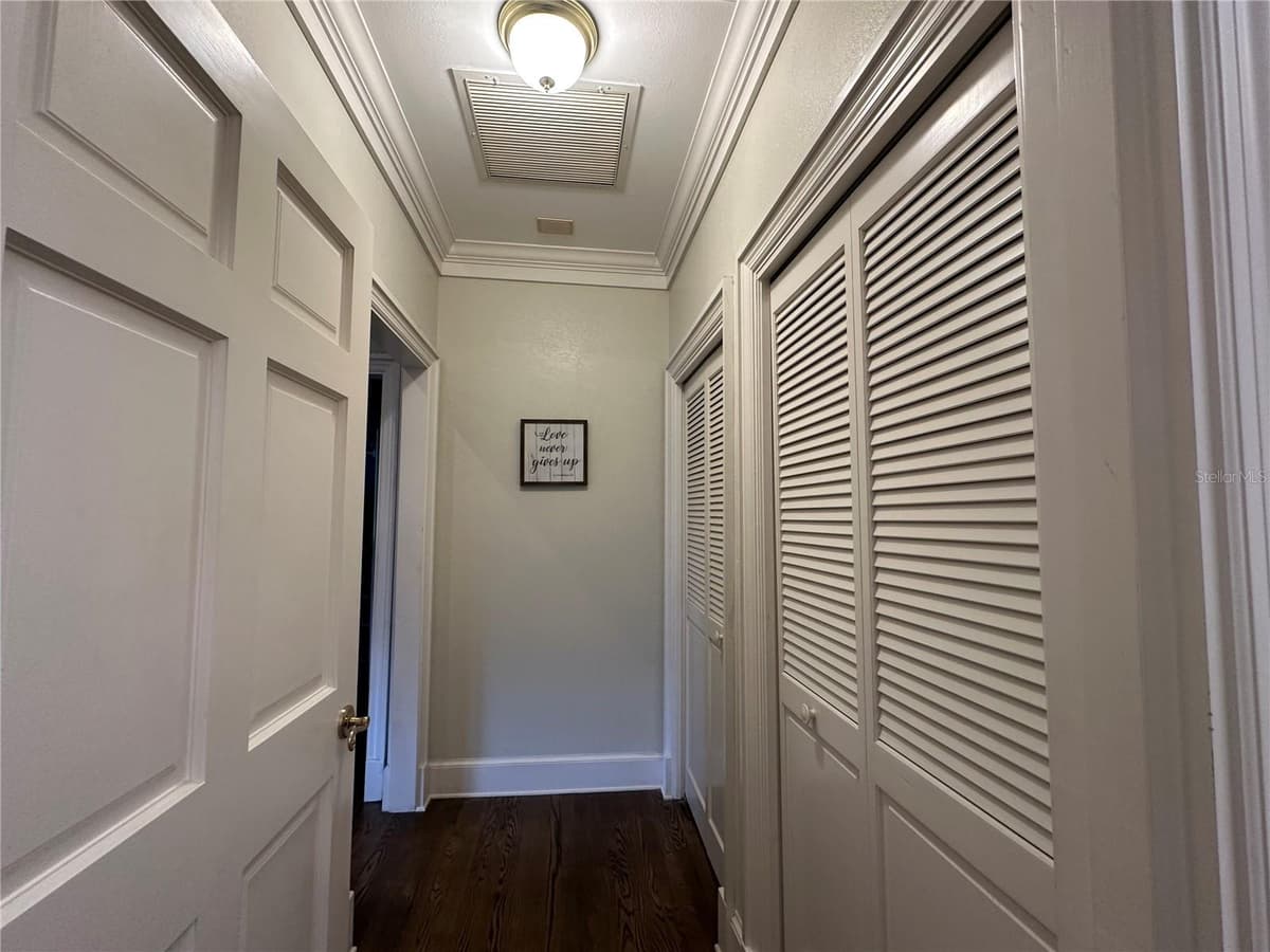 708 MAIN STREET — photo 33 of 91