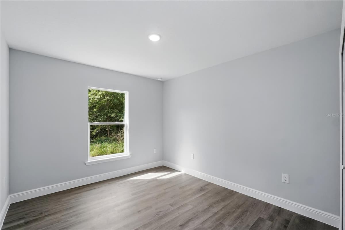 225 STARLING COURT — photo 11 of 14