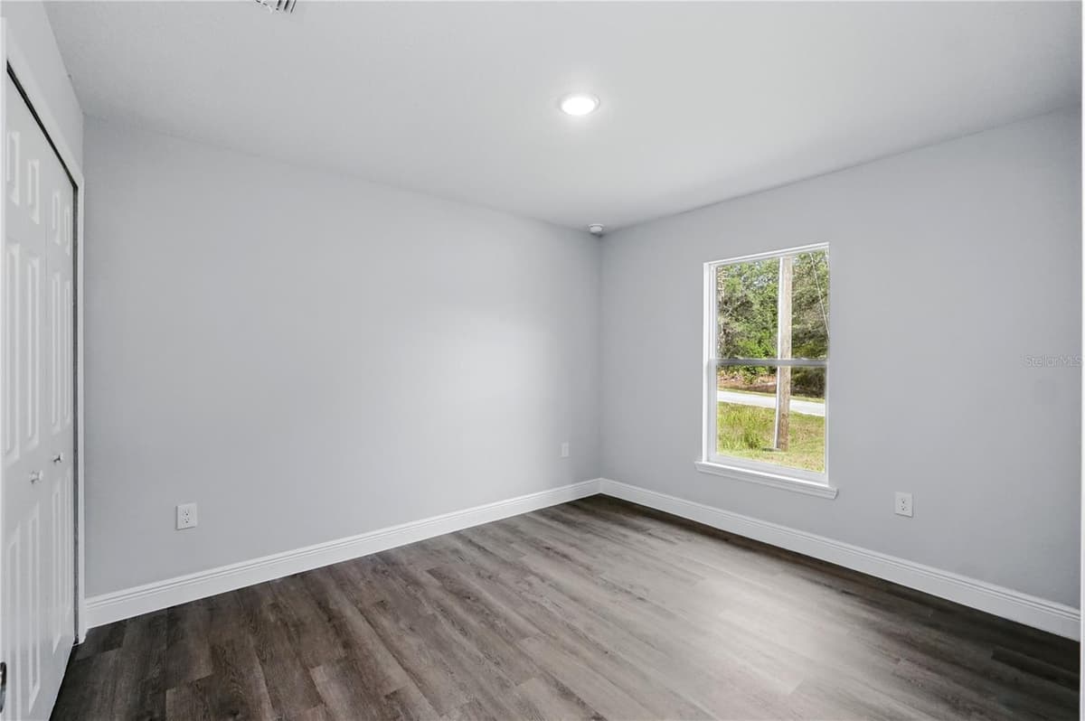 225 STARLING COURT — photo 9 of 14
