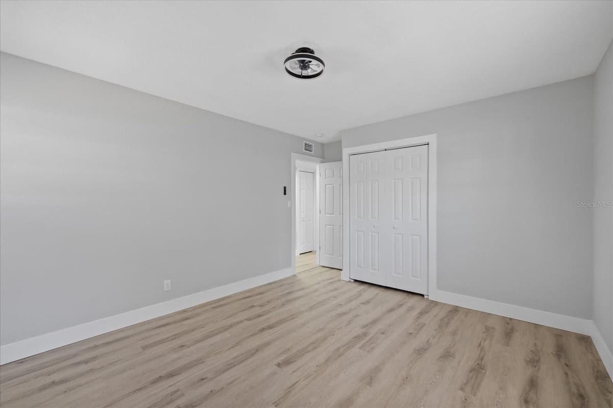 324 COUNTRY CLUB DRIVE — photo 26 of 46