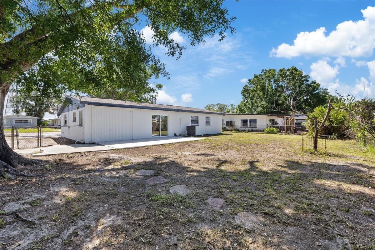 324 COUNTRY CLUB DRIVE — photo 40 of 46