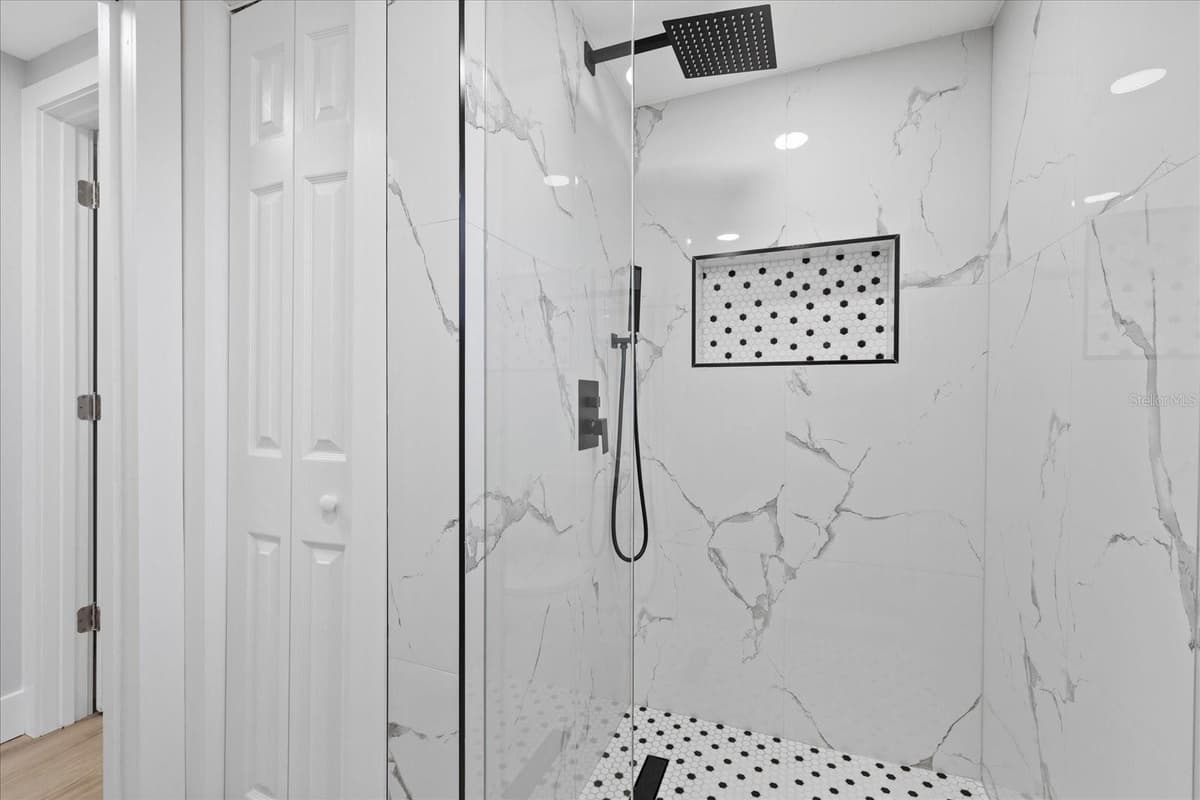 324 COUNTRY CLUB DRIVE — photo 33 of 46