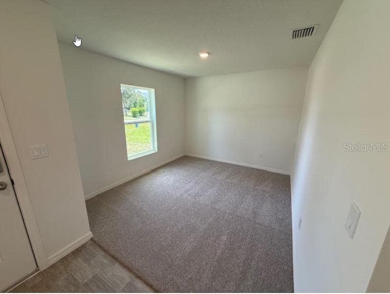 1 RIVERVIEW PLACE — photo 4 of 13
