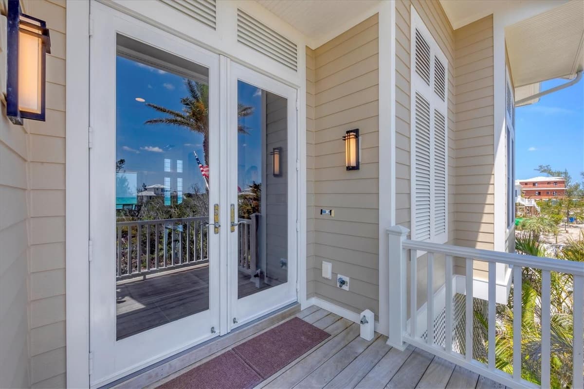 6890 PALM ISLAND DRIVE — photo 11 of 66