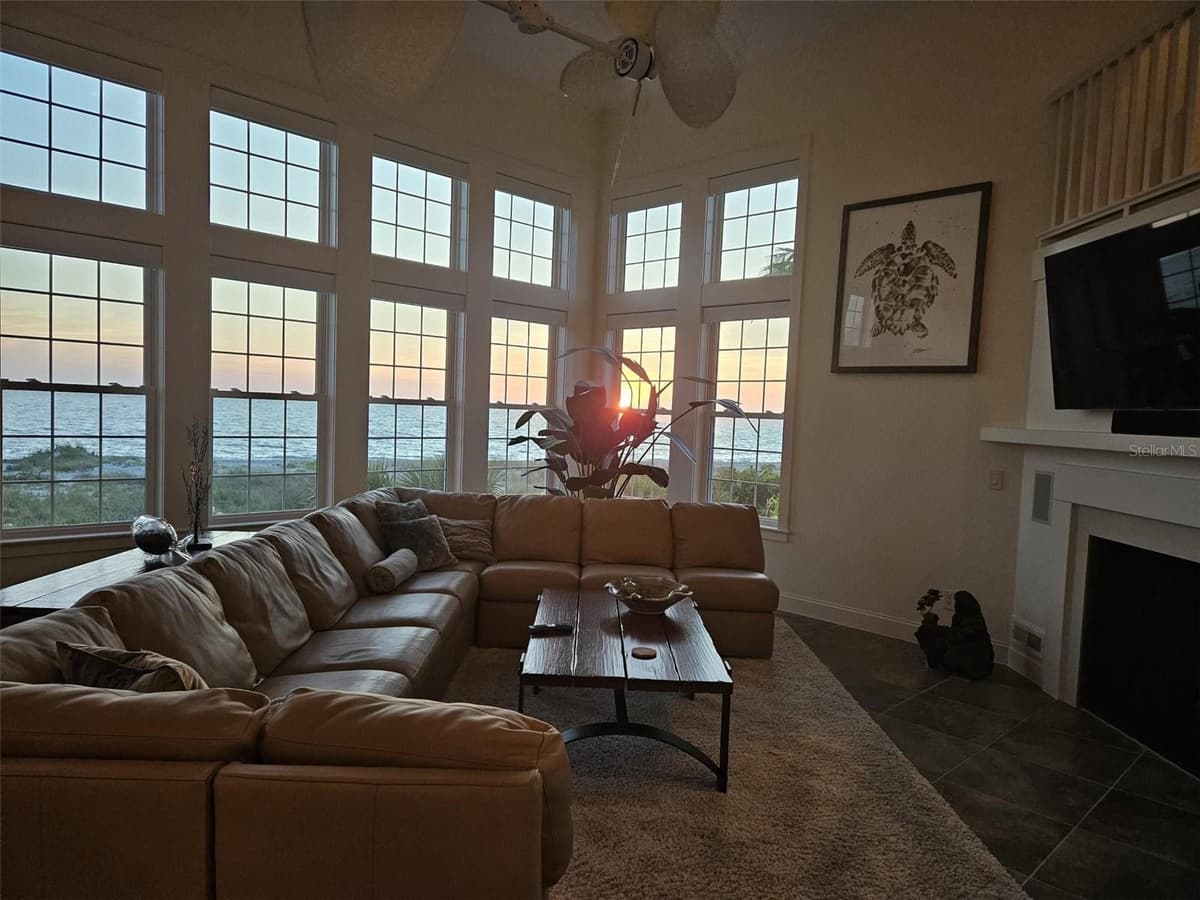6890 PALM ISLAND DRIVE — photo 17 of 66