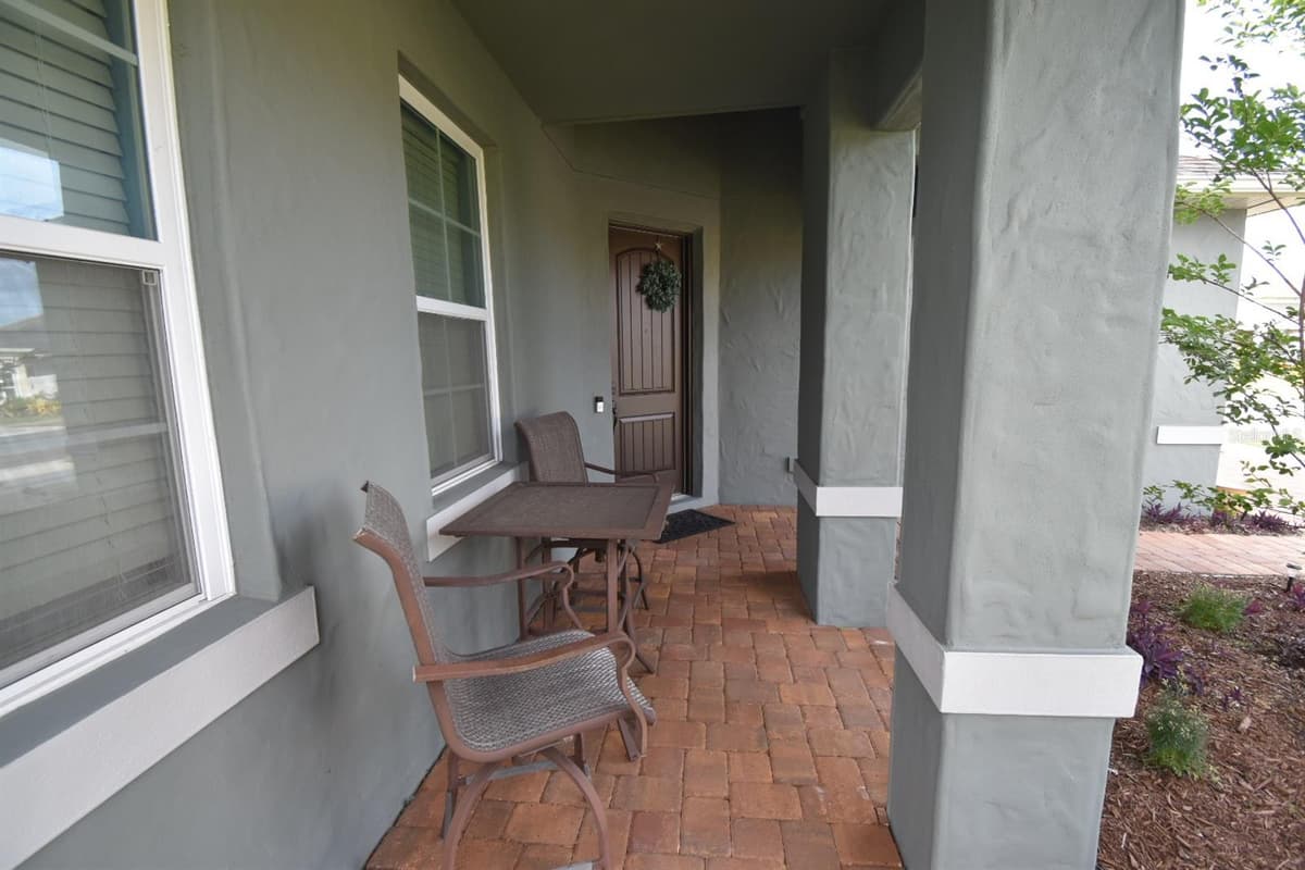 709 CALABRIA WAY — photo 4 of 26
