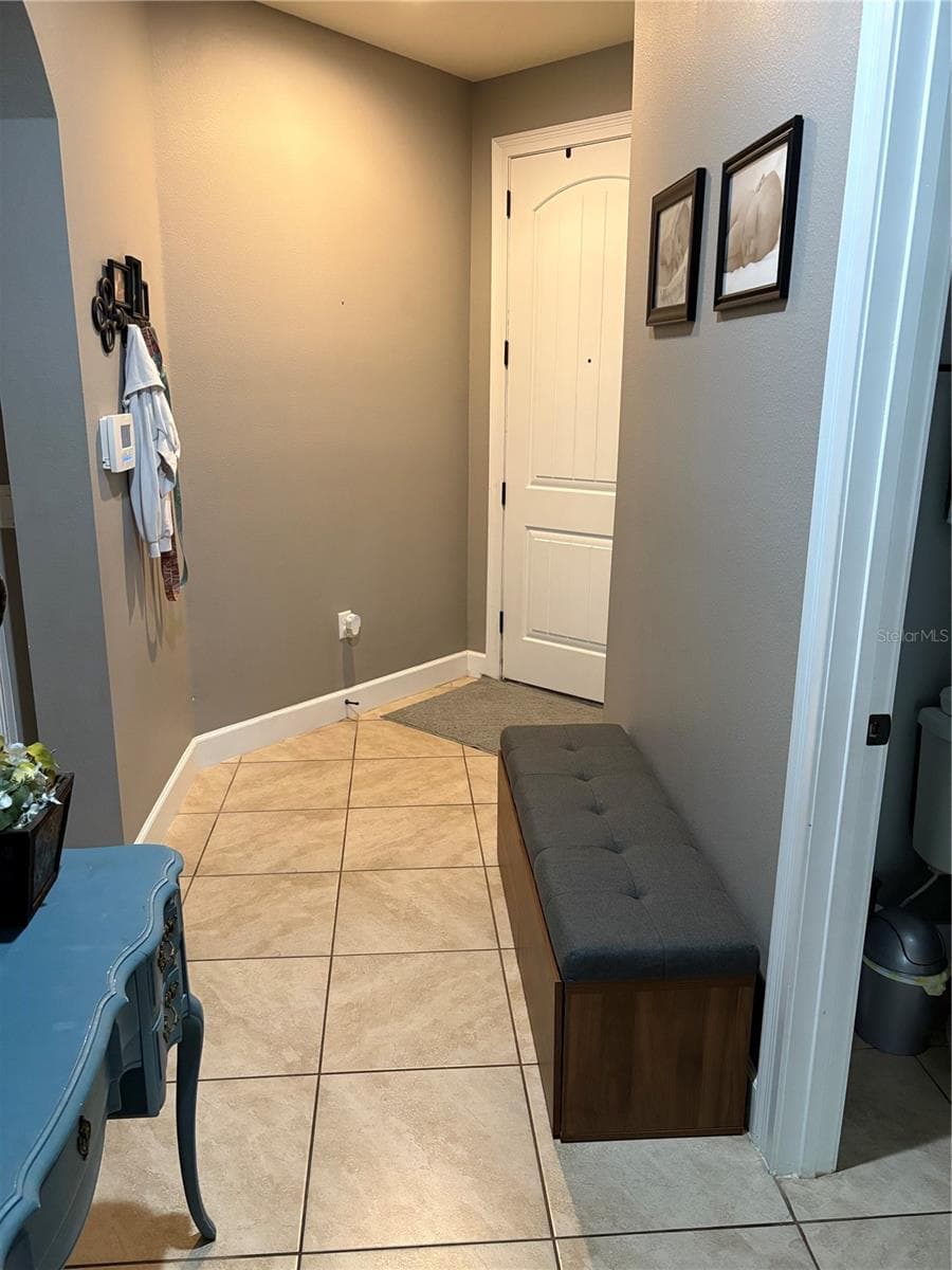 709 CALABRIA WAY — photo 5 of 26