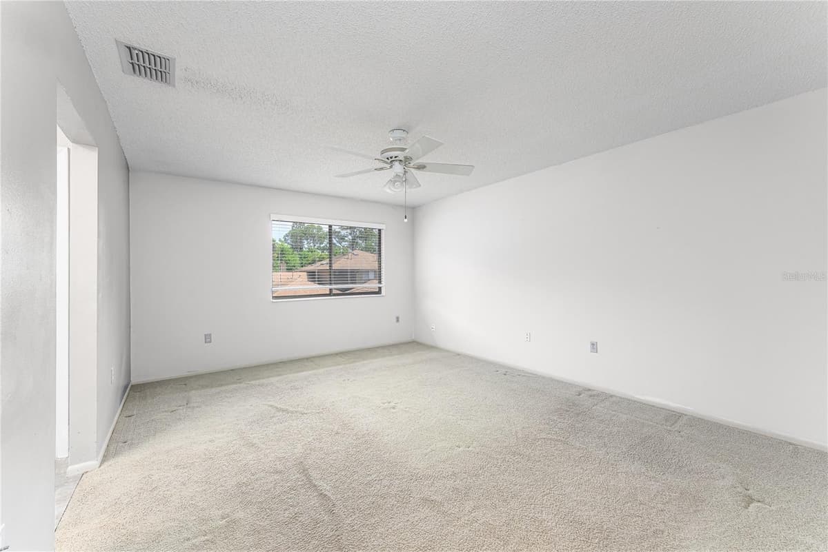 135 HERON BAY CIRCLE — photo 18 of 32