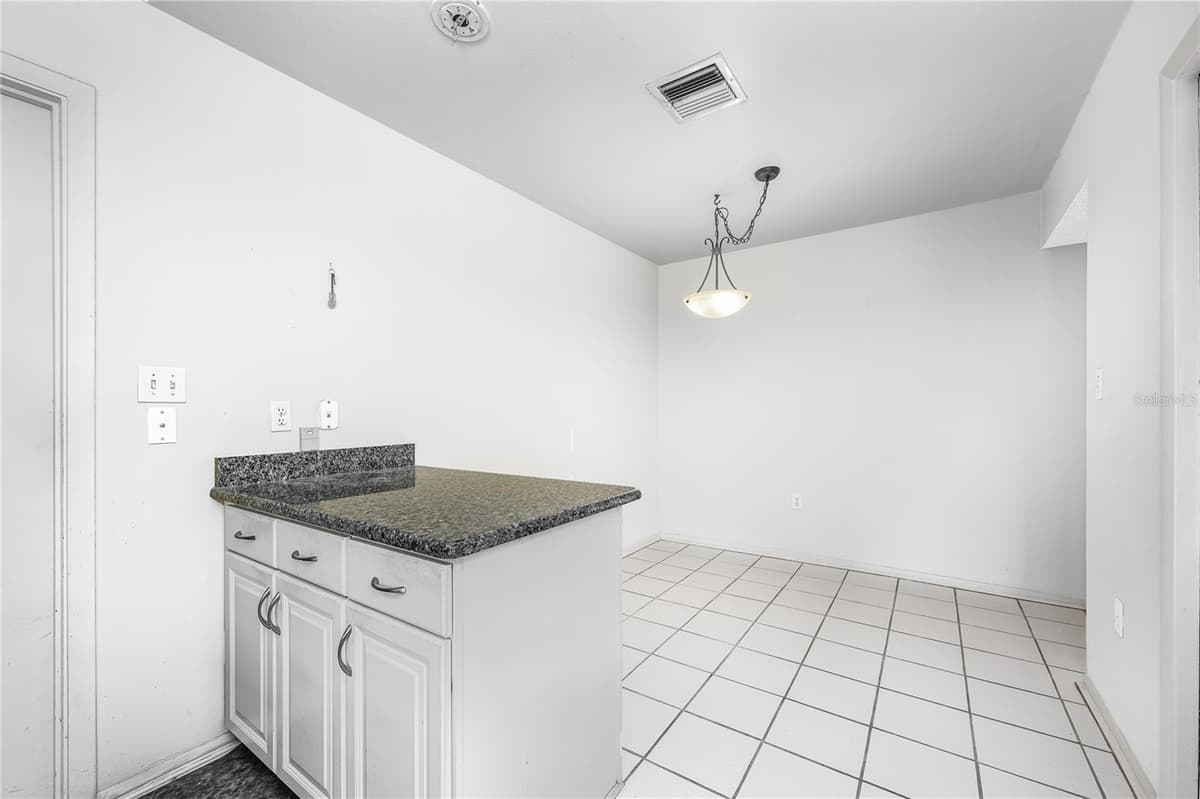 135 HERON BAY CIRCLE — photo 13 of 32