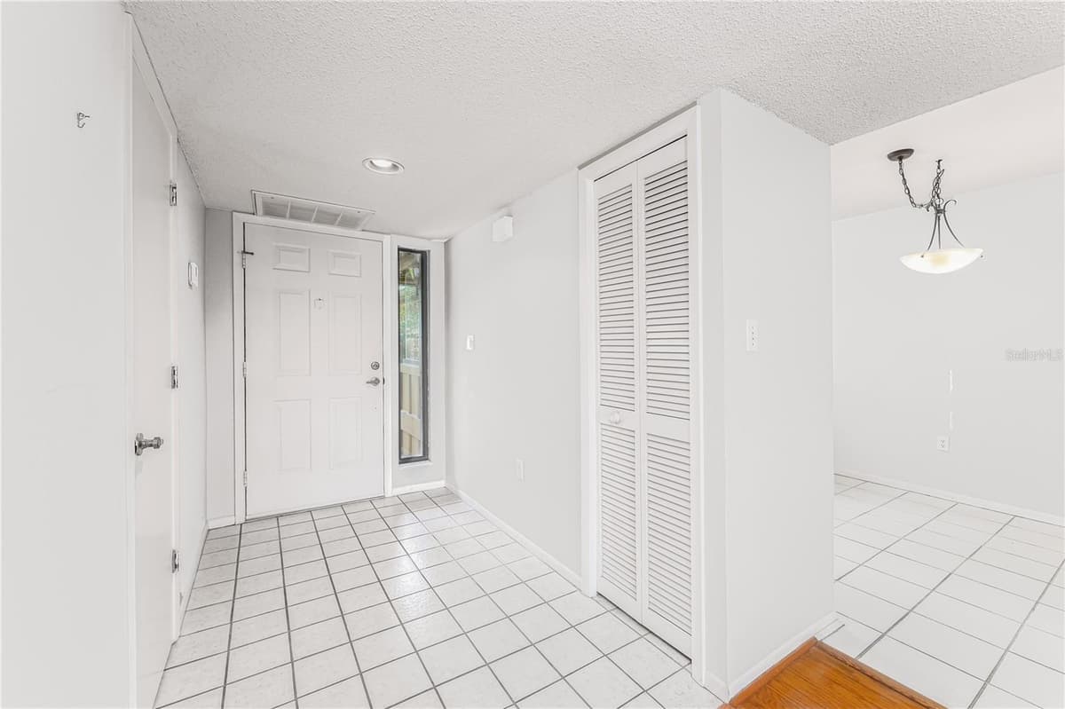 135 HERON BAY CIRCLE — photo 15 of 32