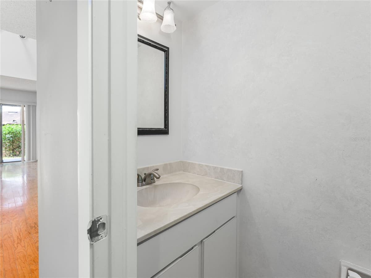 135 HERON BAY CIRCLE — photo 25 of 32