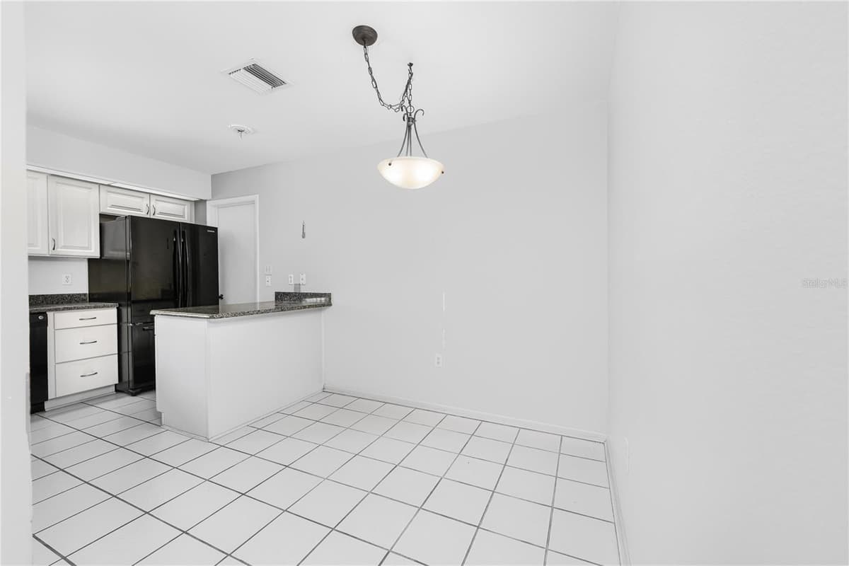 135 HERON BAY CIRCLE — photo 11 of 32