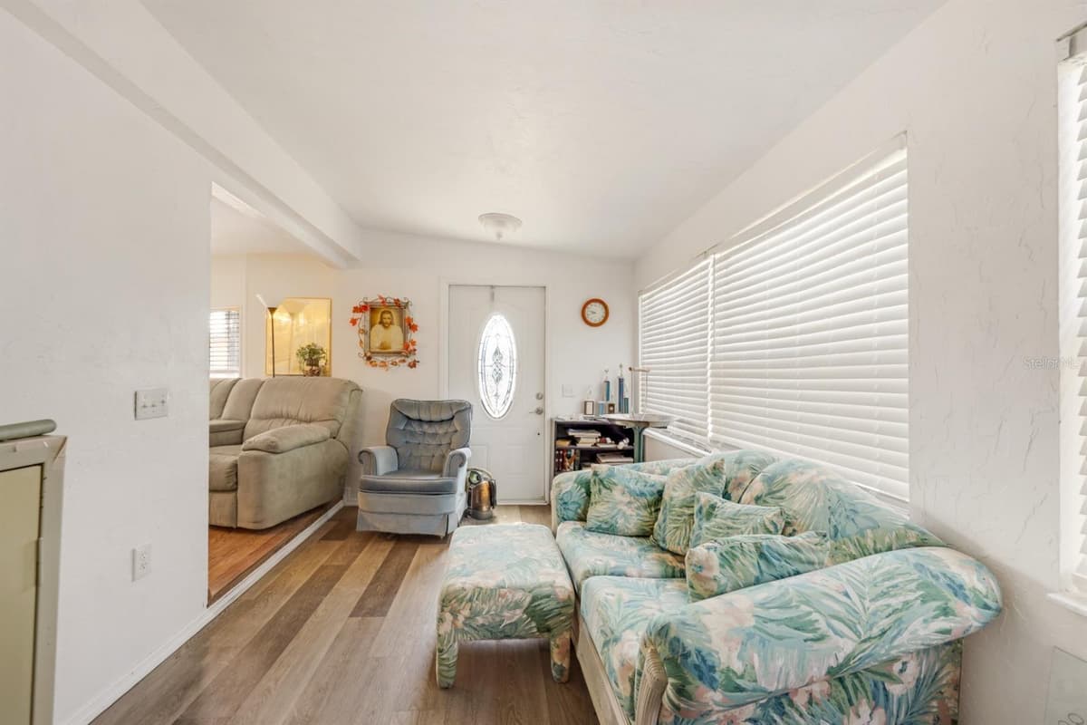 2100 KINGS HIGHWAY — photo 7 of 82