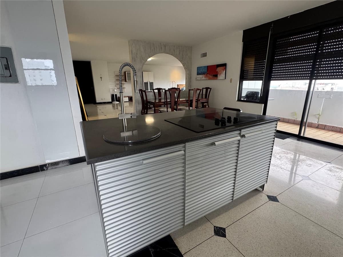 5757 AVE ISLA VERDE — photo 7 of 28