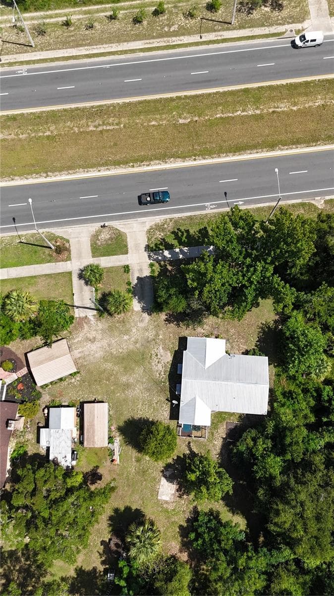 1129 STATE ROAD 20 — photo 10 of 13