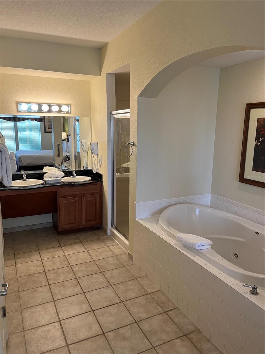 8101 RESORT VILLAGE DRIVE — photo 15 of 41