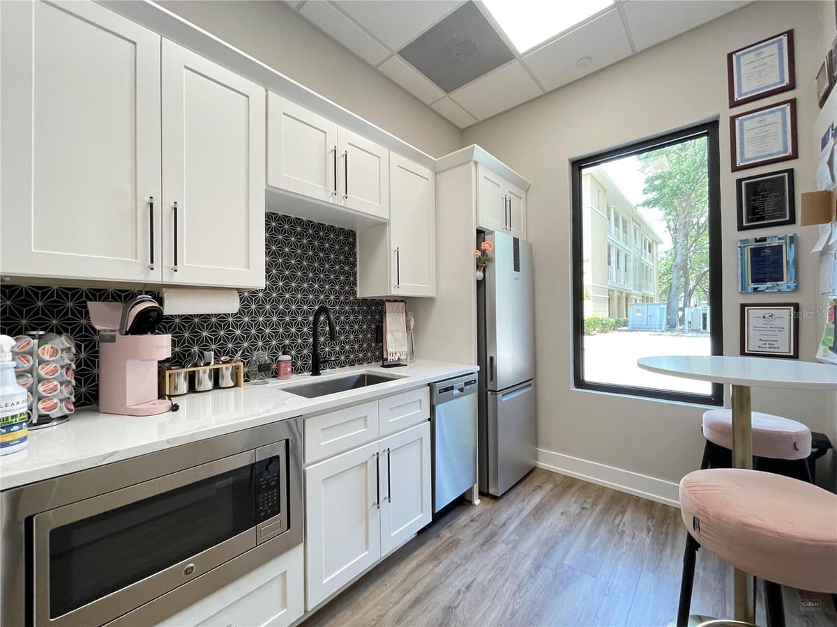 9144 SW 49 PLACE — photo 3 of 12
