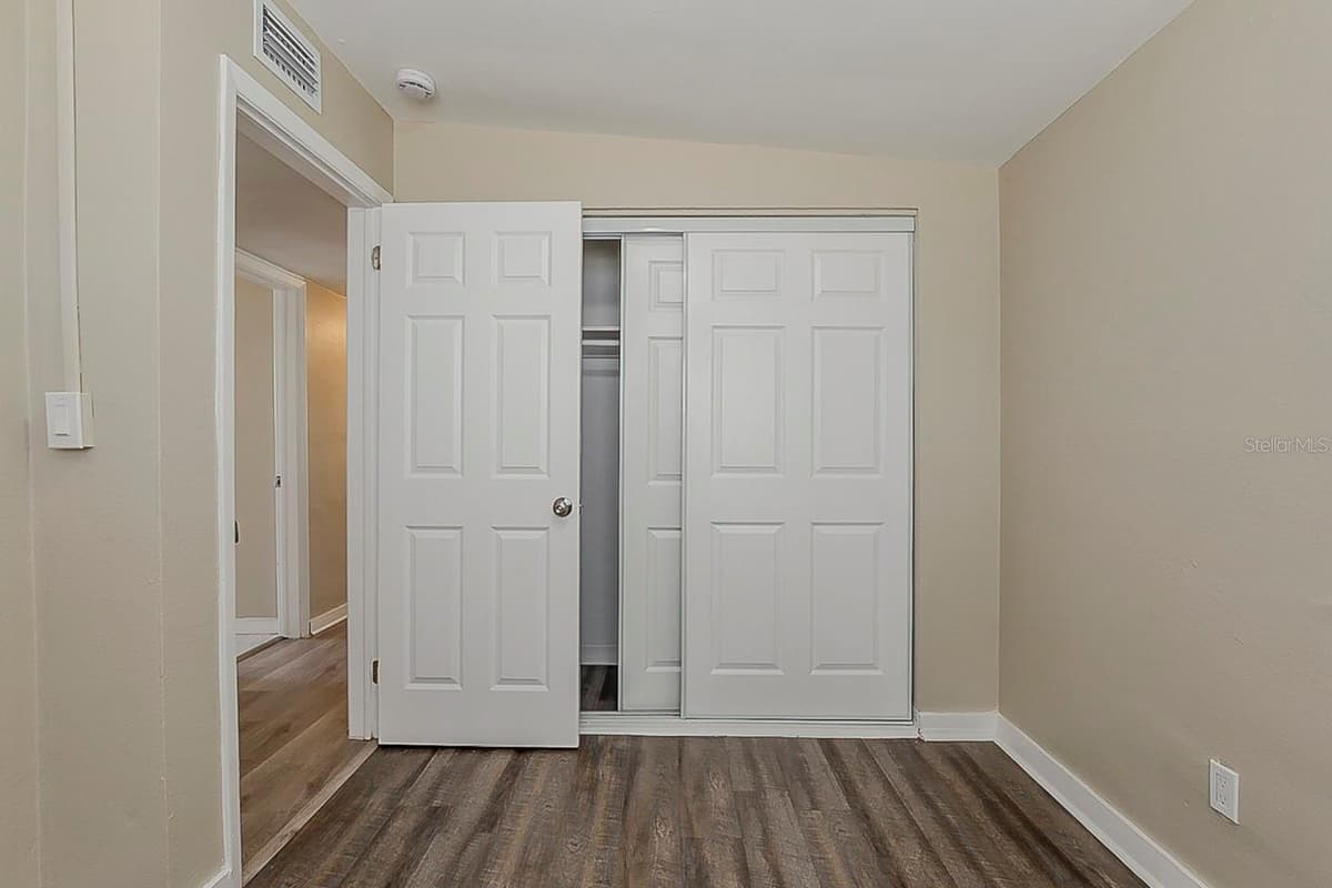 4010 EMERSON AVENUE — photo 15 of 23