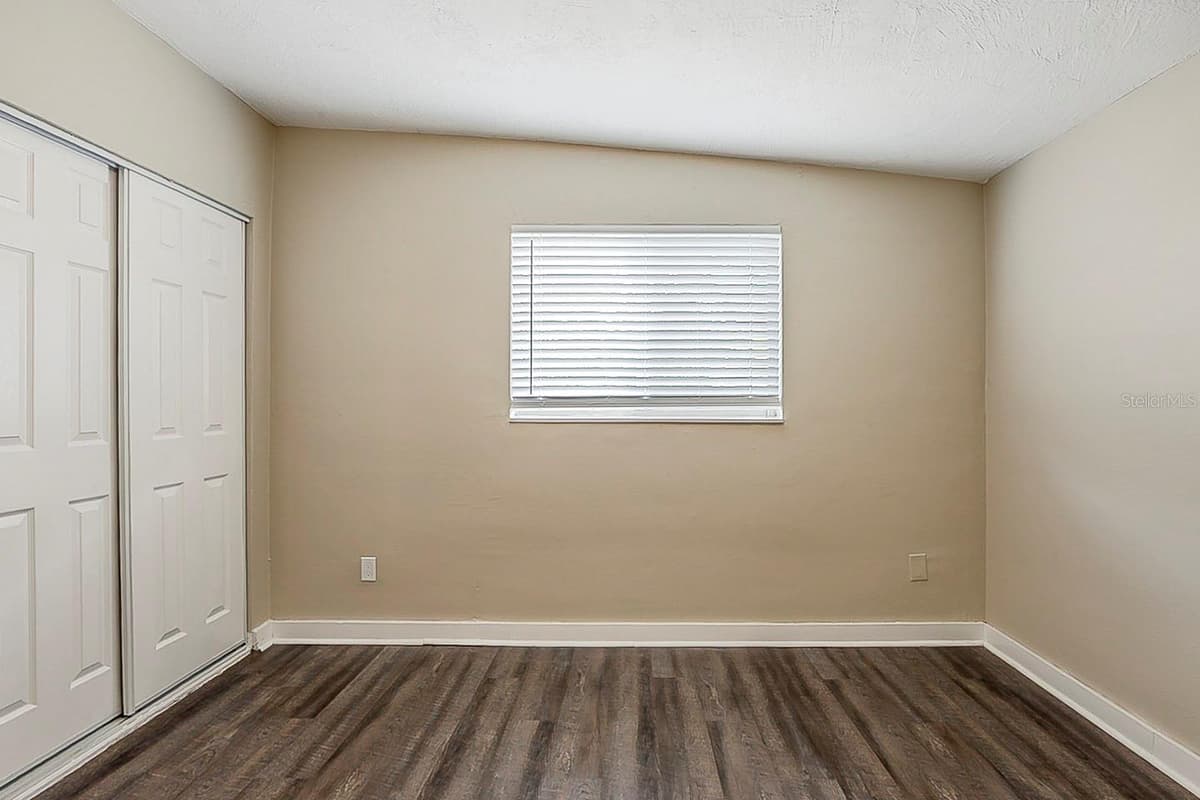 4010 EMERSON AVENUE — photo 16 of 23