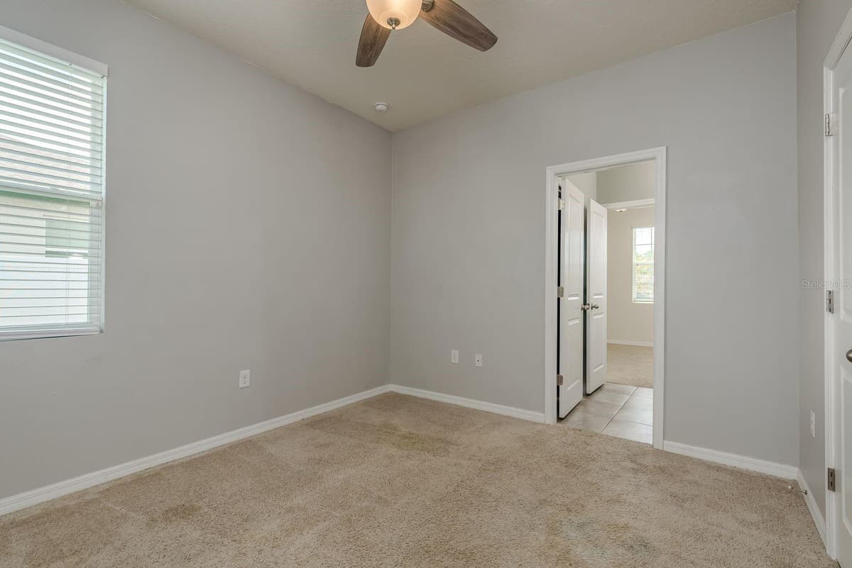 13637 BLYTHEWOOD DRIVE — photo 18 of 44