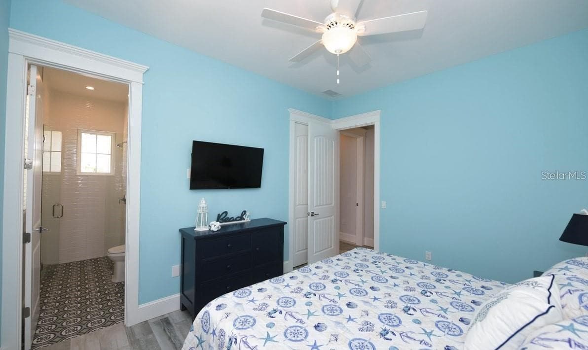 212 SPRING AVENUE — photo 15 of 32