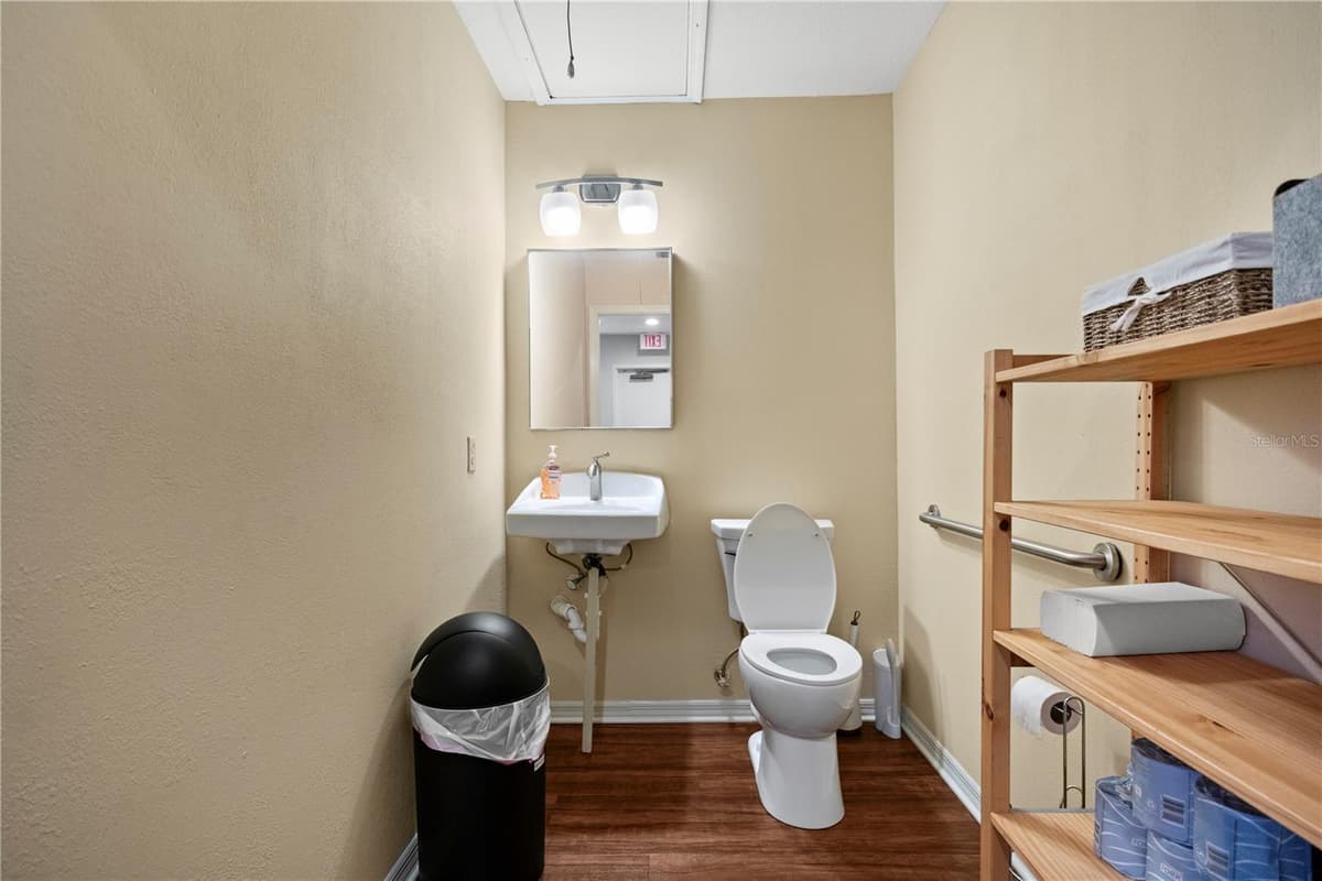 1700 DR MARTIN LUTHER KING JR STREET — photo 21 of 73