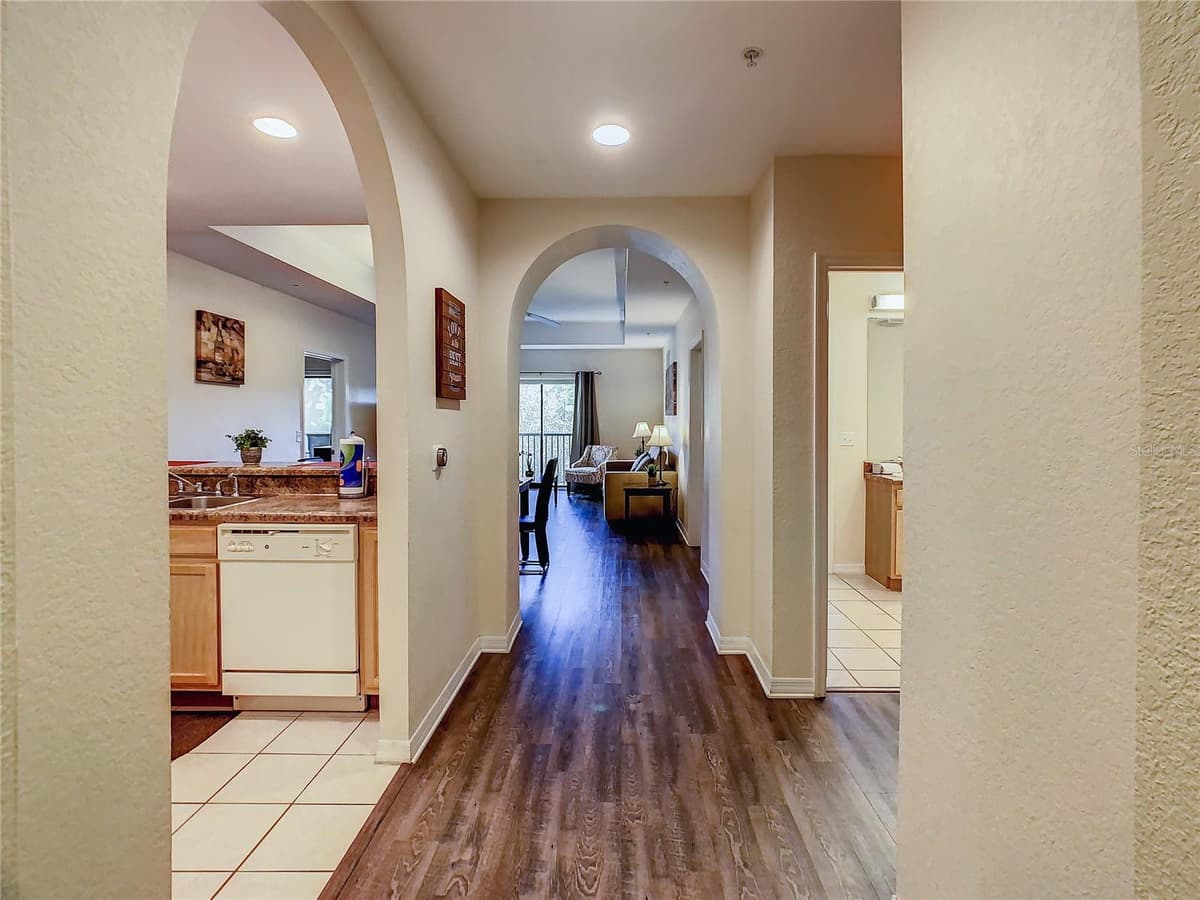 9061 TREASURE TROVE LANE — photo 10 of 59