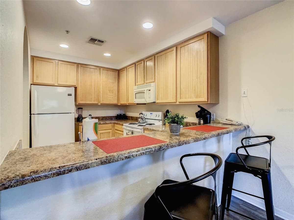 9061 TREASURE TROVE LANE — photo 14 of 59