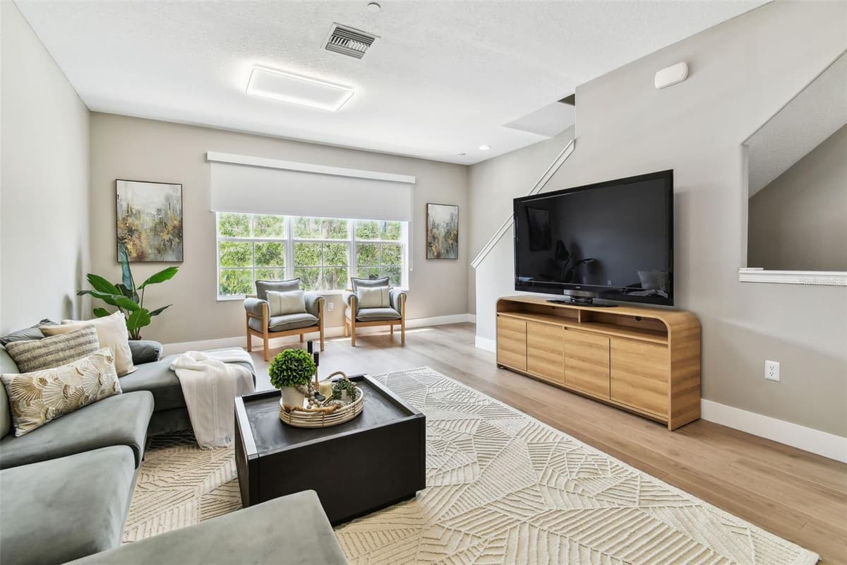 2547 LEXINGTON OAK DRIVE — photo 4 of 34